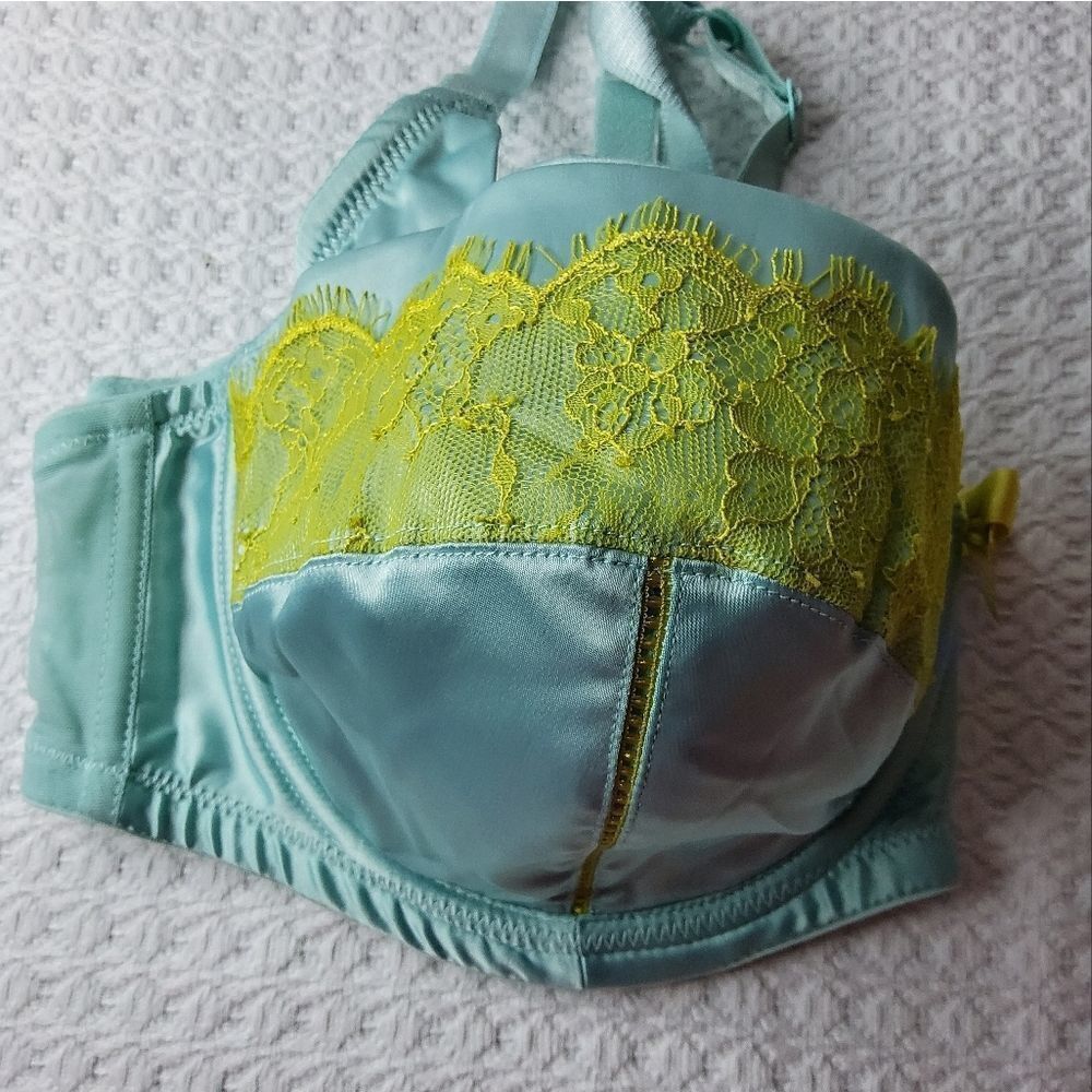 ADORE ME Balconet Bra Size 40D